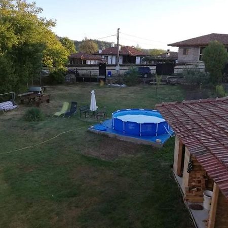 Guest House Yana Tŭrkasheni Dış mekan fotoğraf